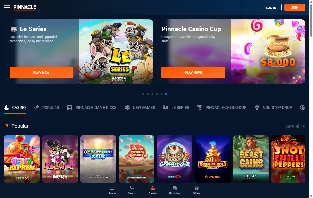 Pinnacle Casinon etusivu työpöydällä, jalkapallon kerroinlista näkyvissä